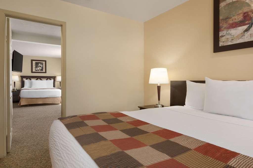 Days Inn By Wyndham Montreal East Rum bild